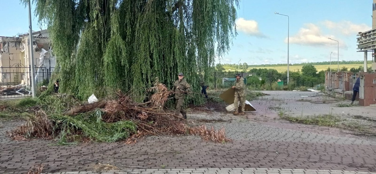 Село Муром оживает, наводим санитарный порядок.